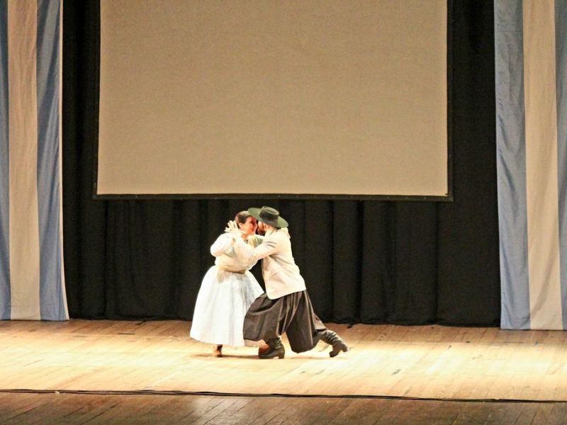 Paraná celebró la Independencia con una gala patria en el Teatro