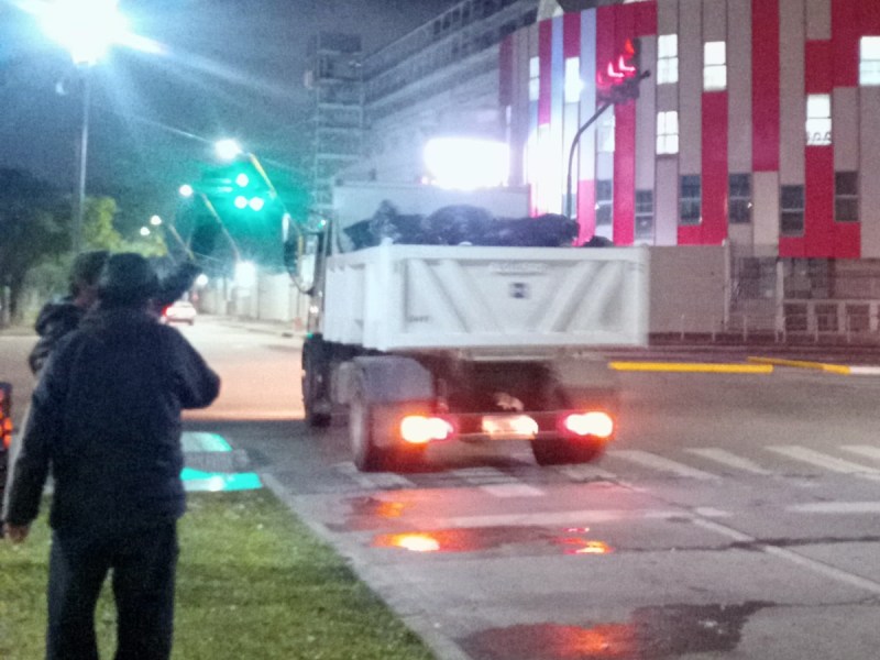 Espacios limpios: recolectaron 1.300 kilos de residuos tras los partidos de Unión y Colón en Santa Fe