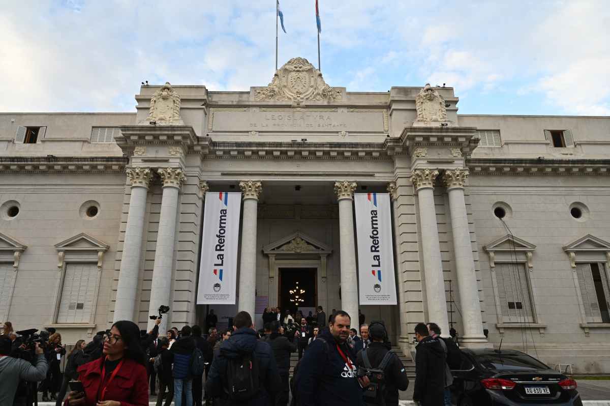 Comienza la convención reformadora