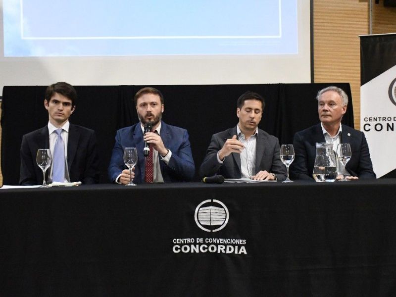 Presentaron la empresa que operará vuelos en el aeropuerto de Concordia