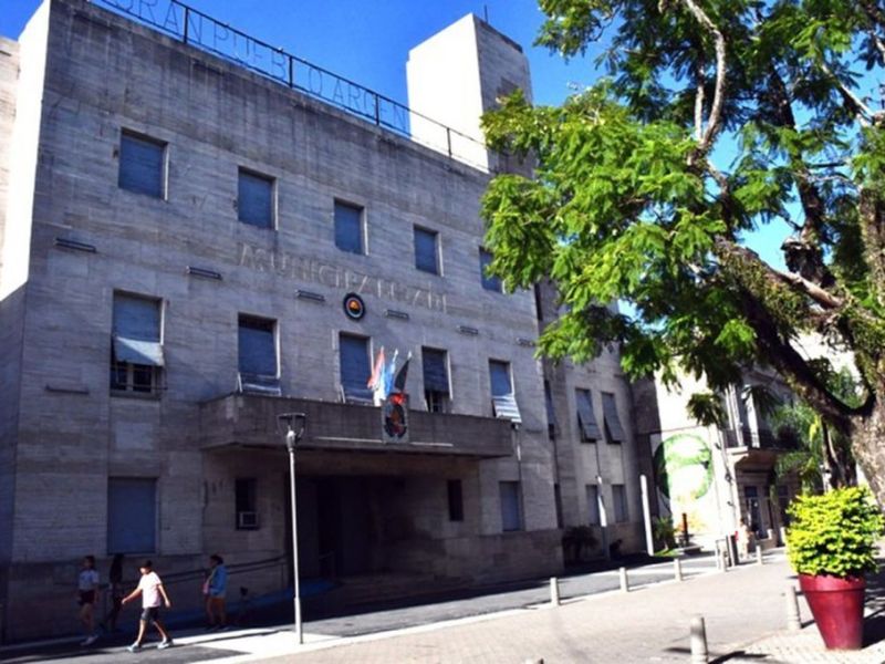 El intendente de Concordia abrió otra grieta con sindicalistas