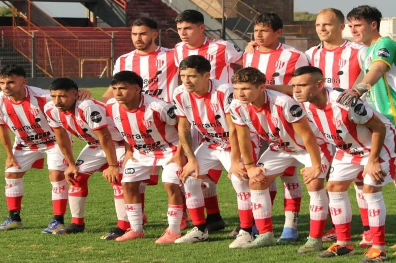 Neuquén y Atlético Paraná, en la final de la Copa de la Liga de Fútbol