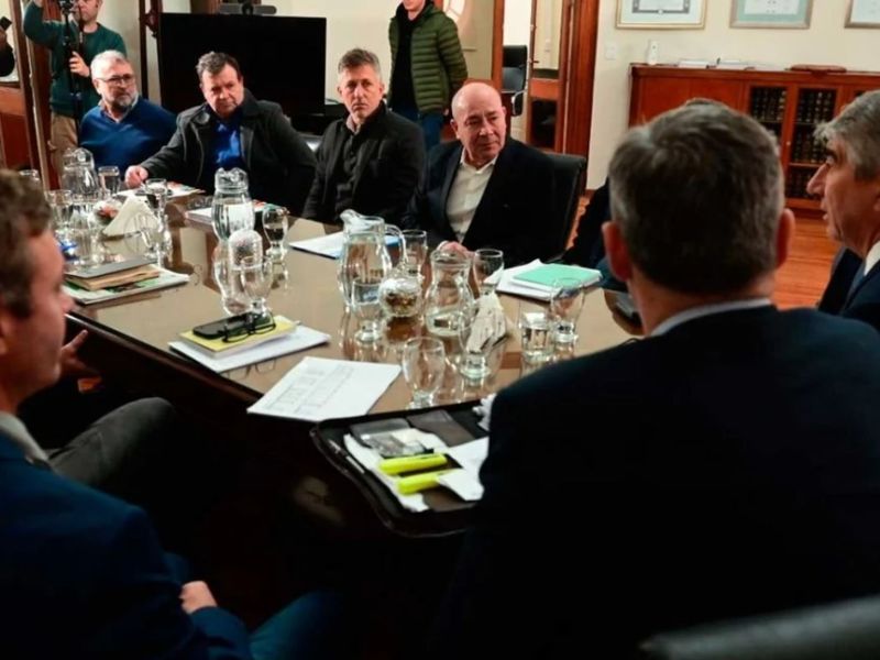 La paritaria del sector público se traslada al próximo martes