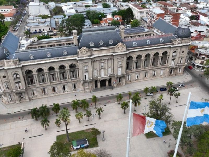 Sin propuesta formal: UPCN y ATE sostienen la discusión salarial en Santa Fe y convocan a una nueva reunión