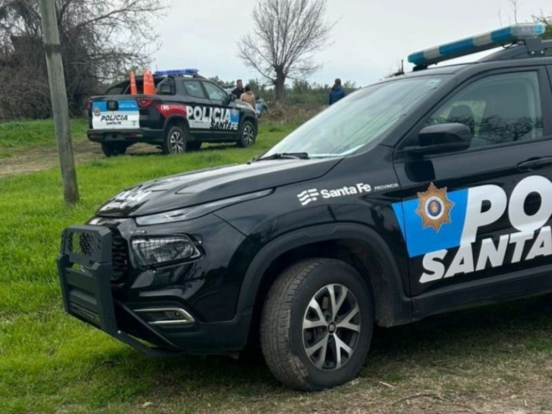 Sauce Viejo: un detenido huyó de la comisaría y murió al tirarse al río