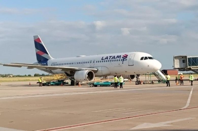 Cierre del aeropuerto de Rosario: LATAM no trasladará sus operaciones a Sauce Viejo y ofrecerá alternativas