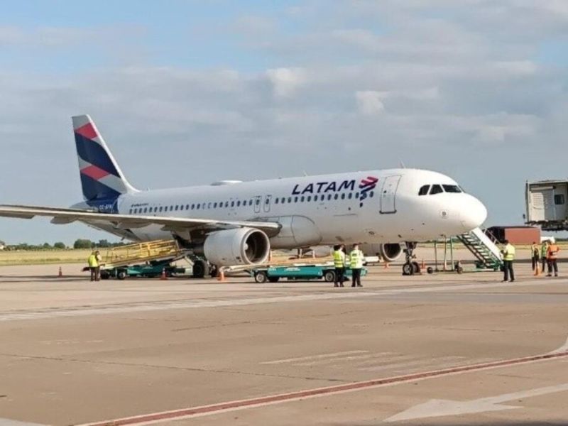 Cierre del aeropuerto de Rosario: LATAM no trasladará sus operaciones a Sauce Viejo y ofrecerá alternativas