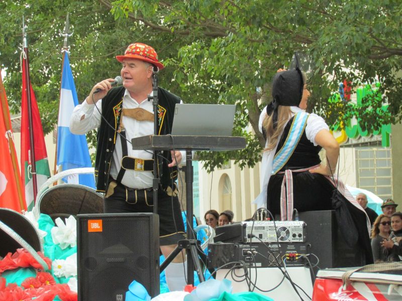 Romang celebró con éxito una nueva edición de la Fiesta Provincial Suiza