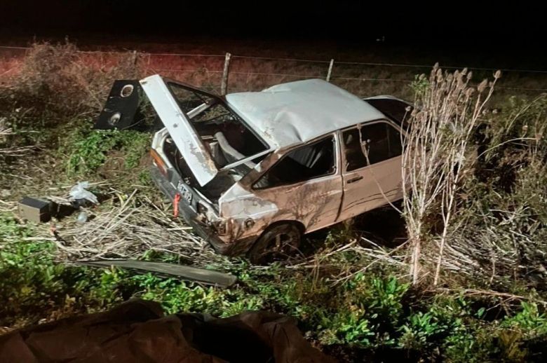 Volcó un auto en ruta 11, cerca de Gualeguay: hay cinco heridos, entre ellos dos menores
