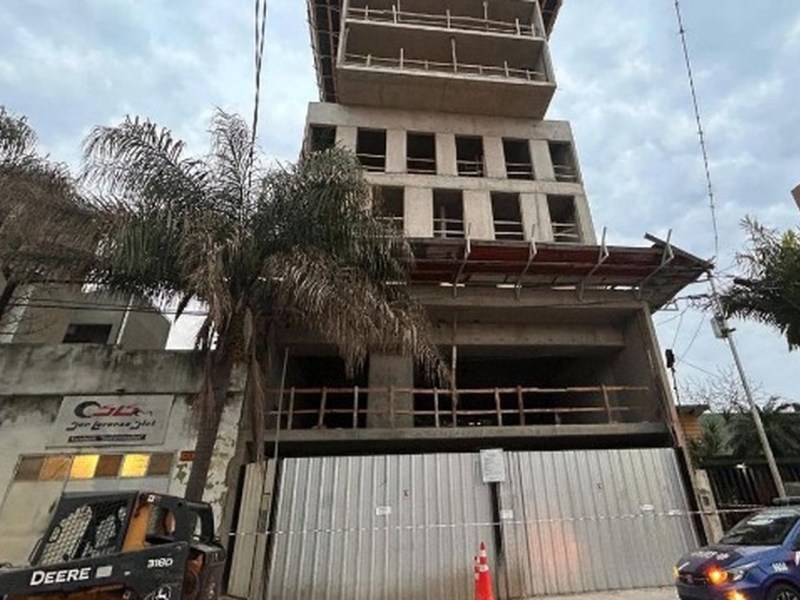 Tragedia en San Lorenzo: la obra en la que murieron 5 operarios estuvo suspendida 40 días por fallas de seguridad