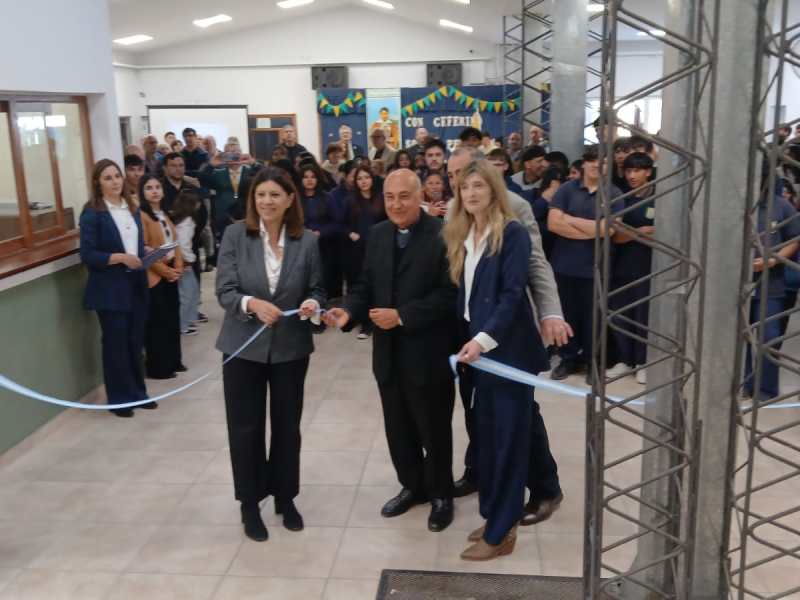 Se inauguraron obras de remodelación y ampliación en la Escuela Ceferino Namuncurá de la ciudad de Santa Fe