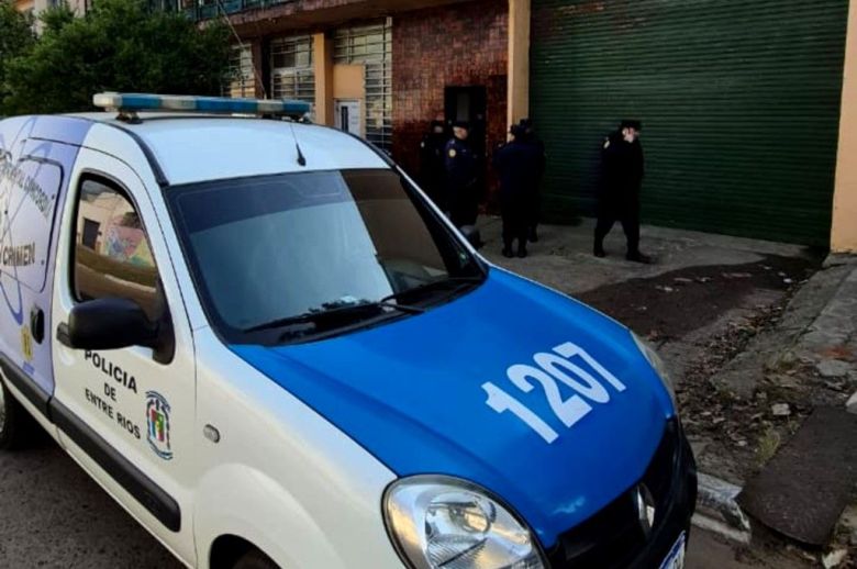 Desvío de fondos en comedores escolares: hubo allanamientos y hay un detenido