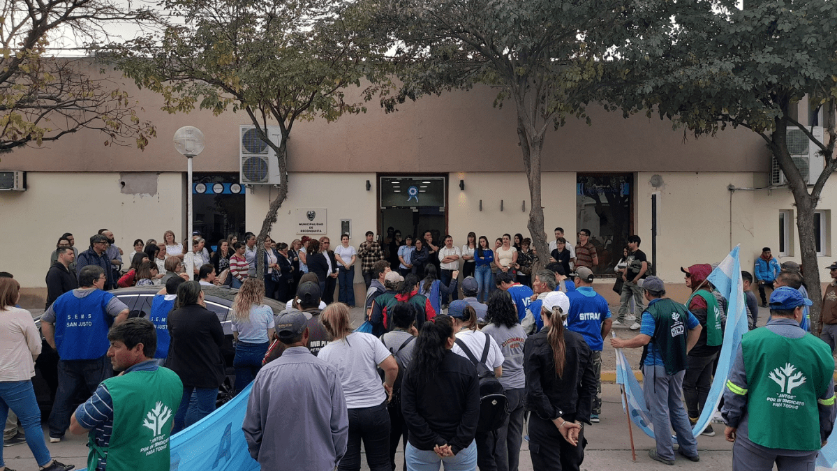 Denuncian «aprietes» a trabajadores municipales de Reconquista