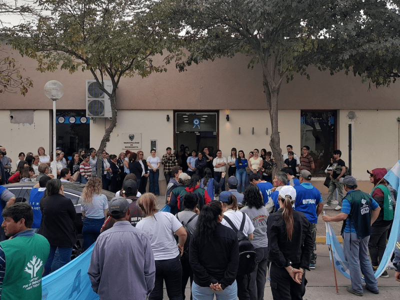 Denuncian «aprietes» a trabajadores municipales de Reconquista