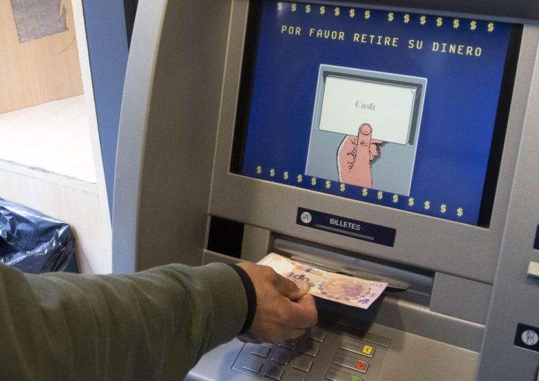 Acreditan fondos de la Tarjeta Única de Ciudadanía