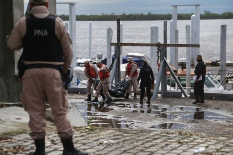 Investigan el hallazgo de un cuerpo flotando en el río frente a la costanera central de Rosario