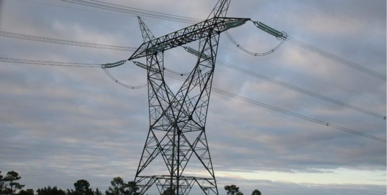 Rigen nuevos impuestos al gas y la electricidad que impactarán en las tarifas