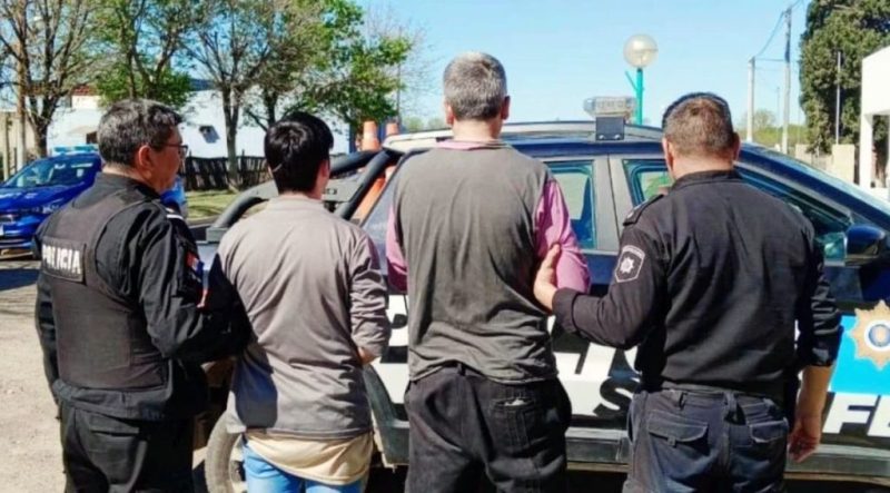 Padre e hijo detenidos por un homicidio a cuchilladas en Moisés Ville