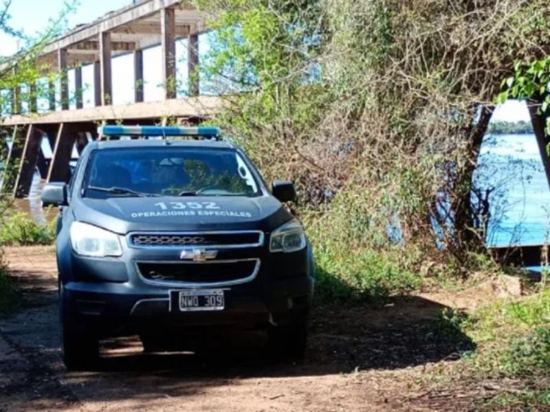 Concordia: buzos tácticos buscan a un joven de 22 años en el río Uruguay