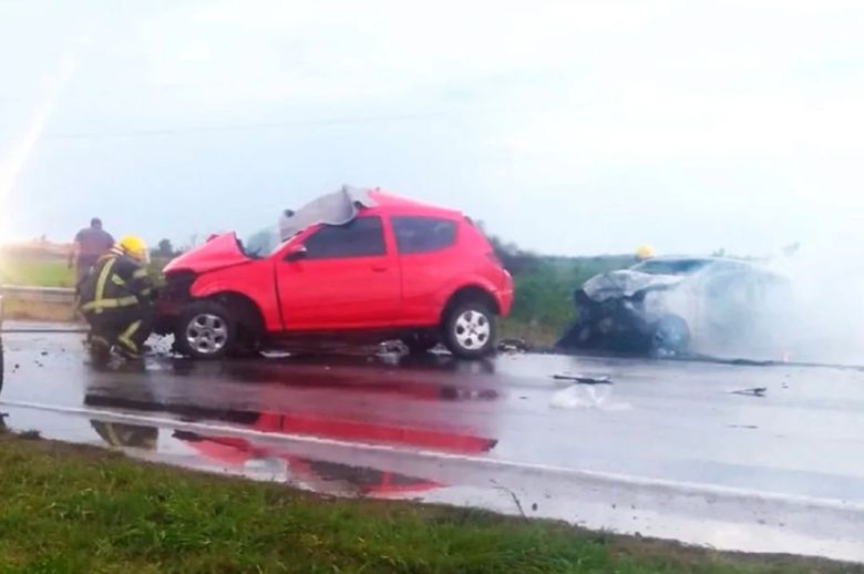 Accidente fatal en ruta 16, cerca de Larroque: un muerto y cinco heridos