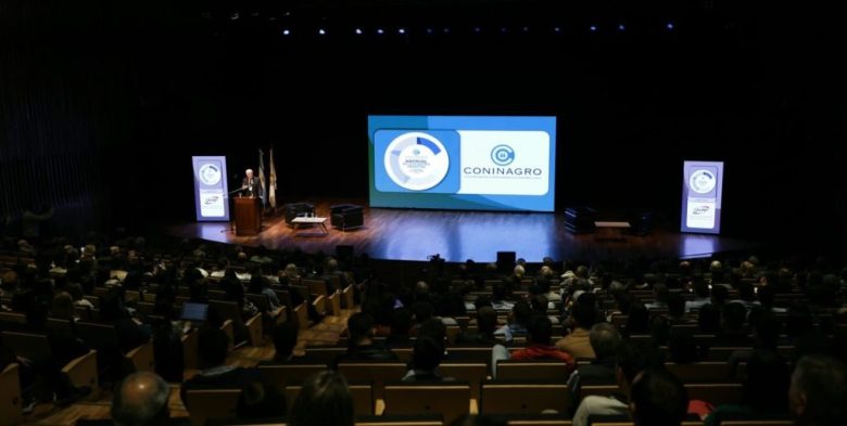Debaten el futuro del campo argentino y su impacto en la producción santafesina