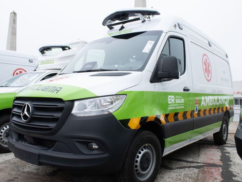 El Hospital Centenario incorporó una ambulancia de alta complejidad