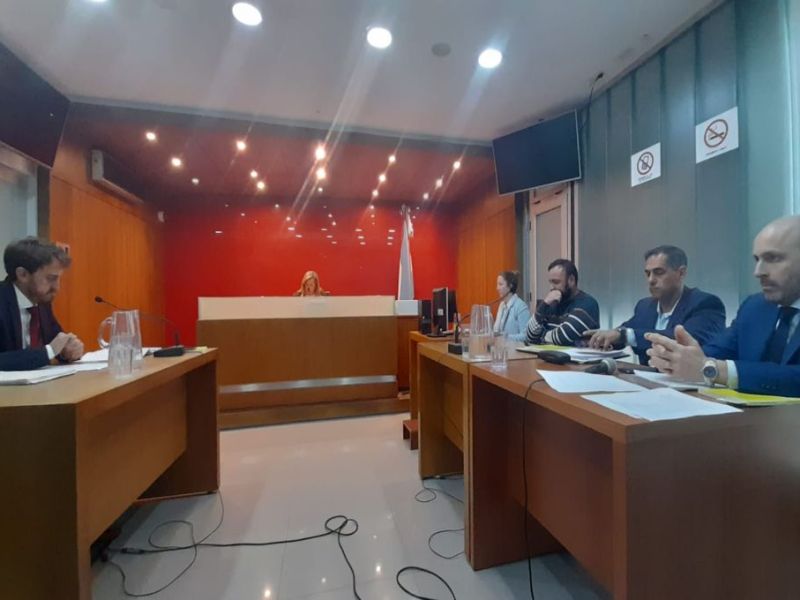 Adicionales en la Policía: no abrirán los celulares de los efectivos investigados