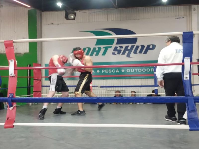El Club Ministerio festejó su aniversario con una tarde a puro box