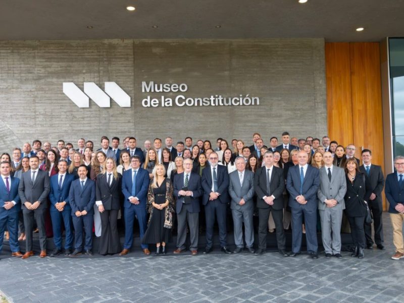 La Fiscal General tomó juramento a fiscales y funcionarios del MPA a la Constitución Provincial