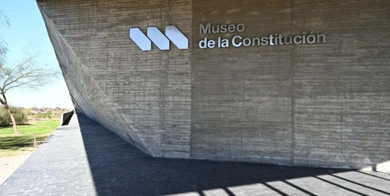Juran fidelidad a la Constitución de Santa Fe más de 60 fiscales del MPA