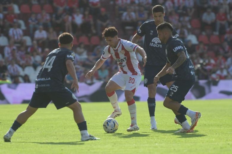 Unión empató como local con Independiente Rivadavia