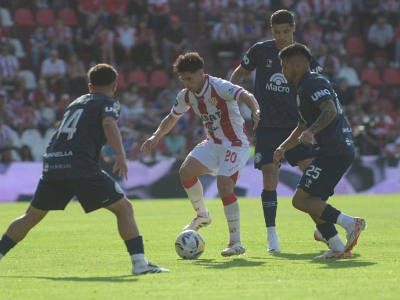 Unión empató como local con Independiente Rivadavia