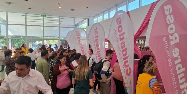 San Javier: comenzó la Expo Rosa, una semana clave para la salud y prevención del cáncer de mama