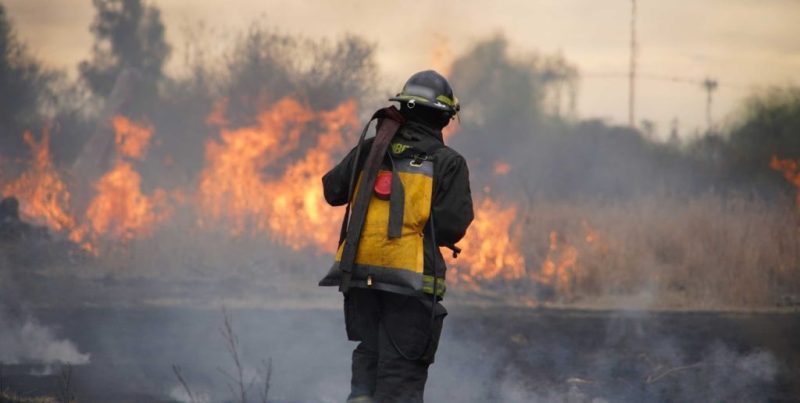 El Gobierno de Santa Fe refuerza el equipamiento para los bomberos