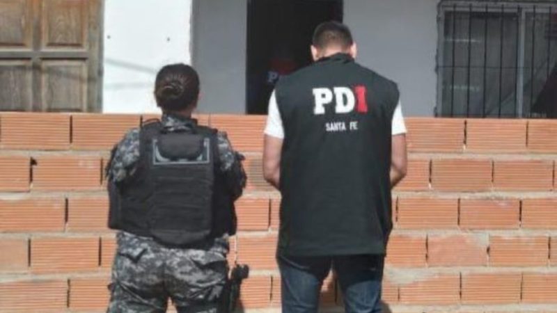 Tres personas detenidas por amenazas y venta de droga en Villa Constitución