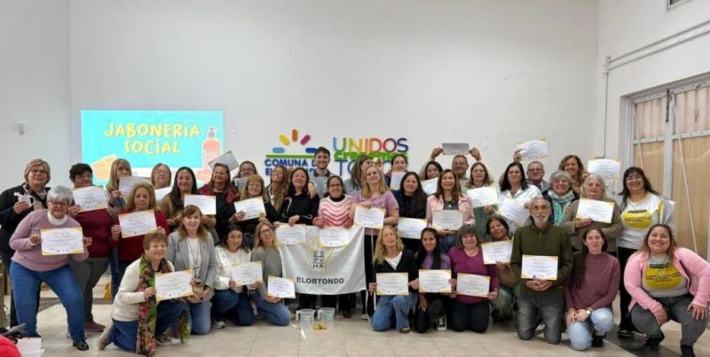 Jabonería Social en Elortondo: 34 egresados de la capacitación impulsada por la diputada Galnares