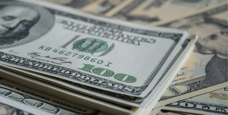 Dólar oficial: cotización y cierre en bancos argentinos para el comienzo de la semana