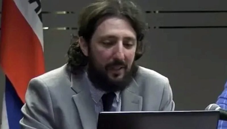 Pablo Rodríguez Laurta: entrenó con kayak para cruzar el río Paraná clandestinamente