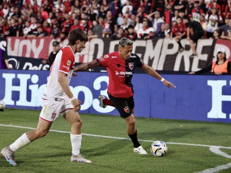 A Newell’s lo salvó el tiro del final y el empate solo sirvió para calmar un poco la bronca
