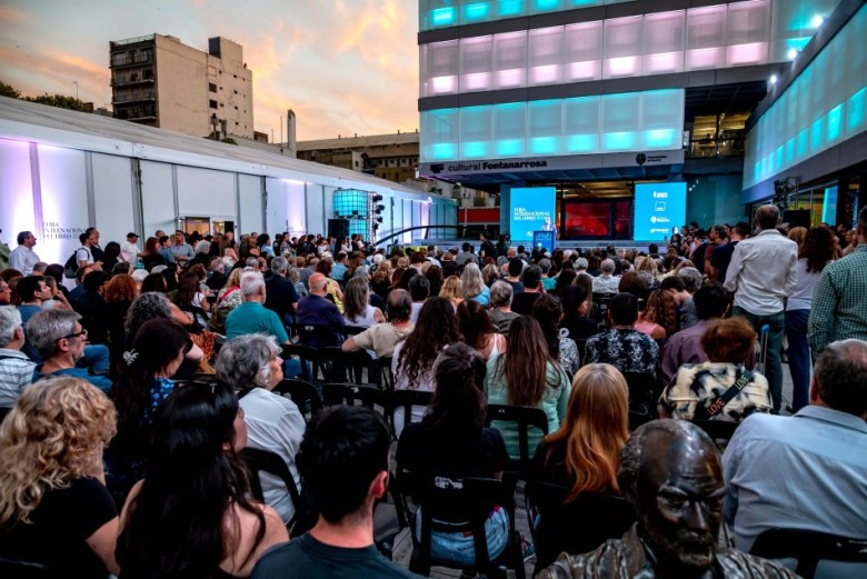 Tricentenario de Rosario: abrió la 41ª Feria Internacional del Libro en el renovado Cultural Fontanarrosa