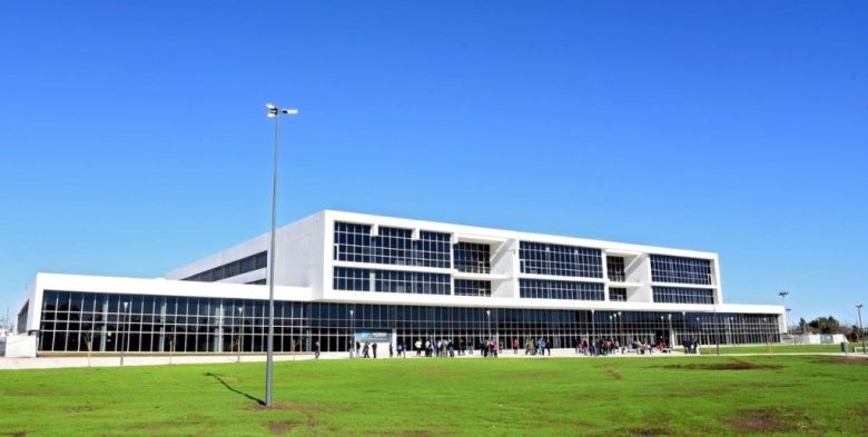 Adjudicarán las obras finales del Hospital Regional Sur de Rosario a un costo muy inferior al presupuestado