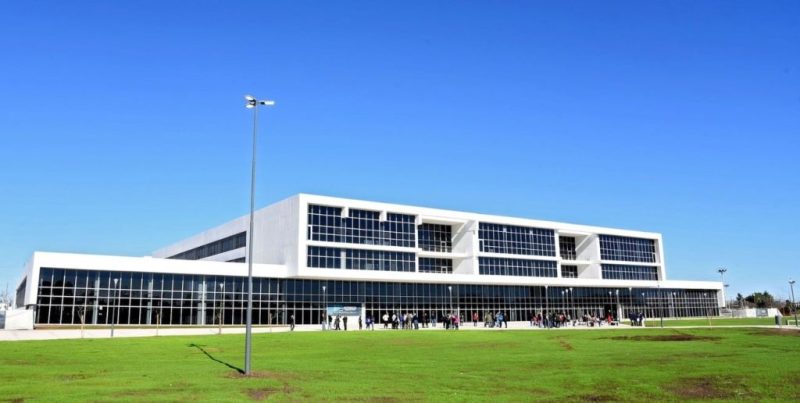 Adjudicarán las obras finales del Hospital Regional Sur de Rosario a un costo muy inferior al presupuestado