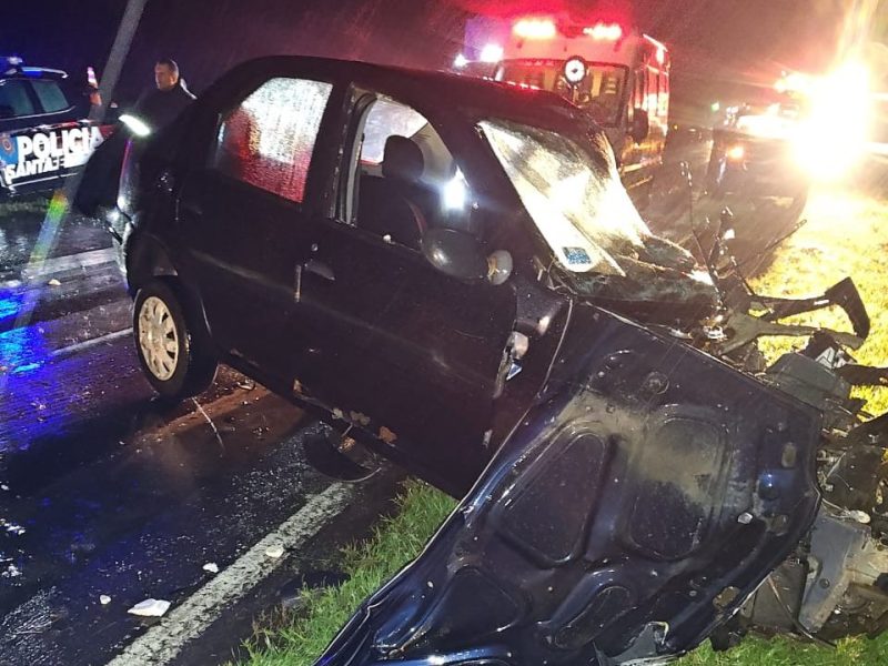 Choque entre un colectivo y un automóvil dejó dos personas heridas en Tacuarendí