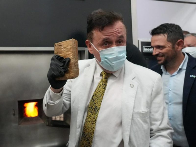 Destruirán 300 kilos de marihuana, 16 kilos de cocaína y más de 3 mil cartones de cigarrillos paraguayos en Avellaneda