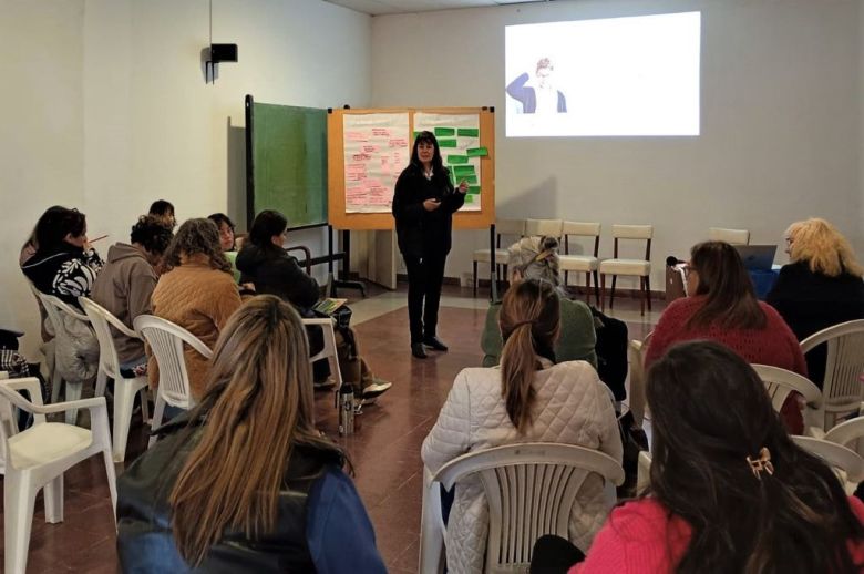 INTI e INTA capacitan a emprendedores y productores