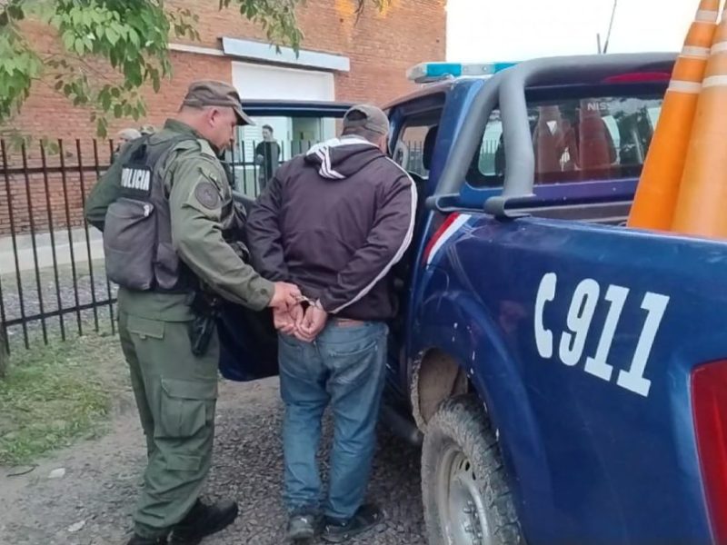 Detuvieron a un empleado municipal acusado de robarle dos terneros a un productor rural de Reconquista
