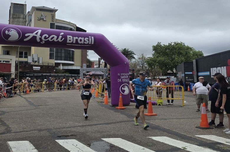 Con más de 1.300 atletas, se realizó el Ironman 5150 en Gualeguaychú