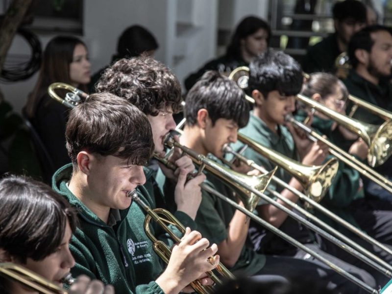 Rosario: la Banda Infanto Juvenil Villa Hortensia llevó su arte al Hospital de Niños Víctor J. Vilela
