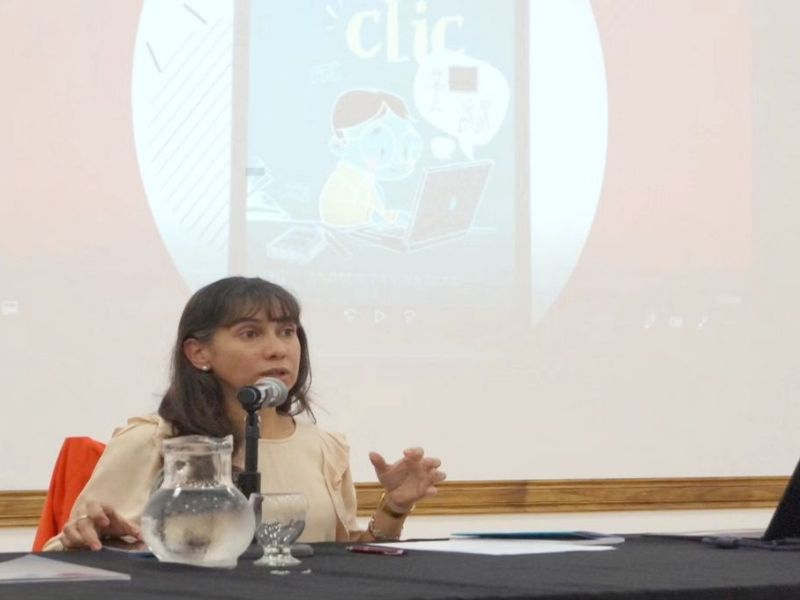 La docente de Villaguay, Andrea Díaz, expondrá sobre la IA en la escuela secundaria