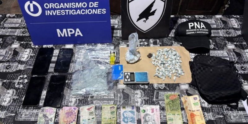 La Policía realizó siete allanamientos y secuestró droga en barrios de la capital santafesina